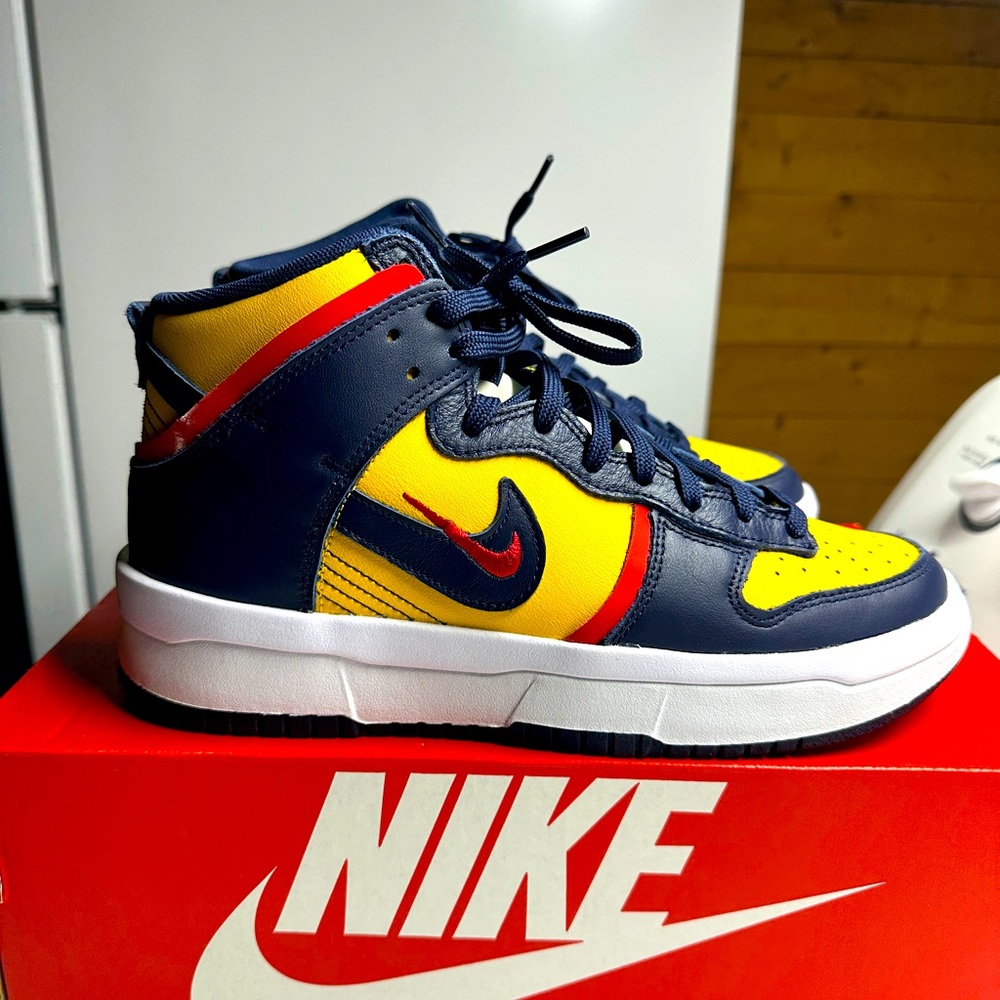 Nike Dunk high up size W 9 and M 7.5 Varsity Maize/ Red/ White,Midnight Navy